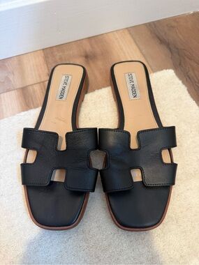 Steve Madden Hadyn black leather sandal